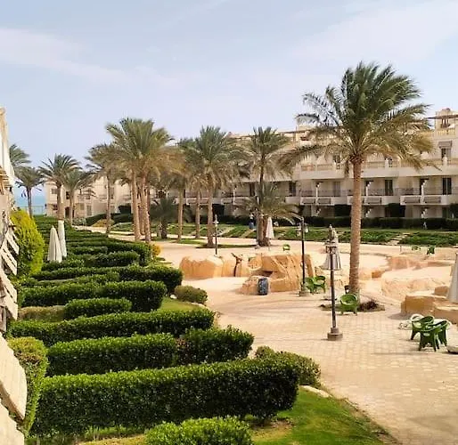 Chalet مميز يطل عالبسين والبحر للعائلات فقط اسره