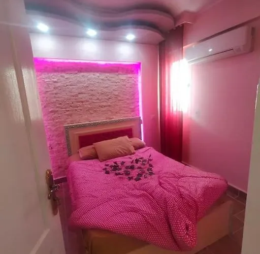 Chalet مميز يطل عالبسين والبحر للعائلات فقط اسره