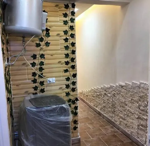 مميز يطل عالبسين والبحر للعائلات فقط اسره Chalet Ain Sukhna