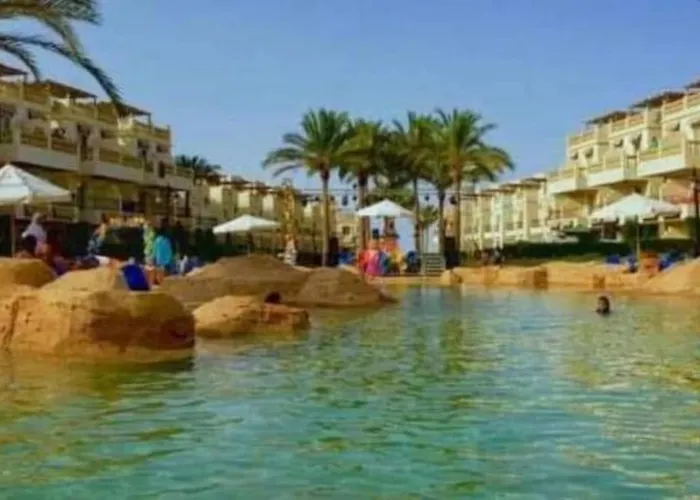 Chalet مميز يطل عالبسين والبحر للعائلات فقط اسره